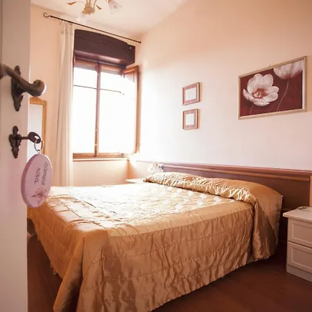 Guest house Liberty Lucca